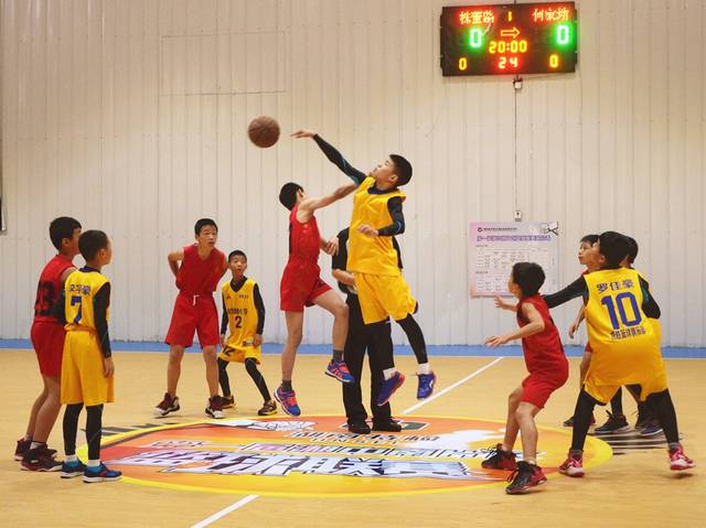 马刺VS尼克斯直播_马刺VS尼克斯直播在线观看_无插件篮球直播
